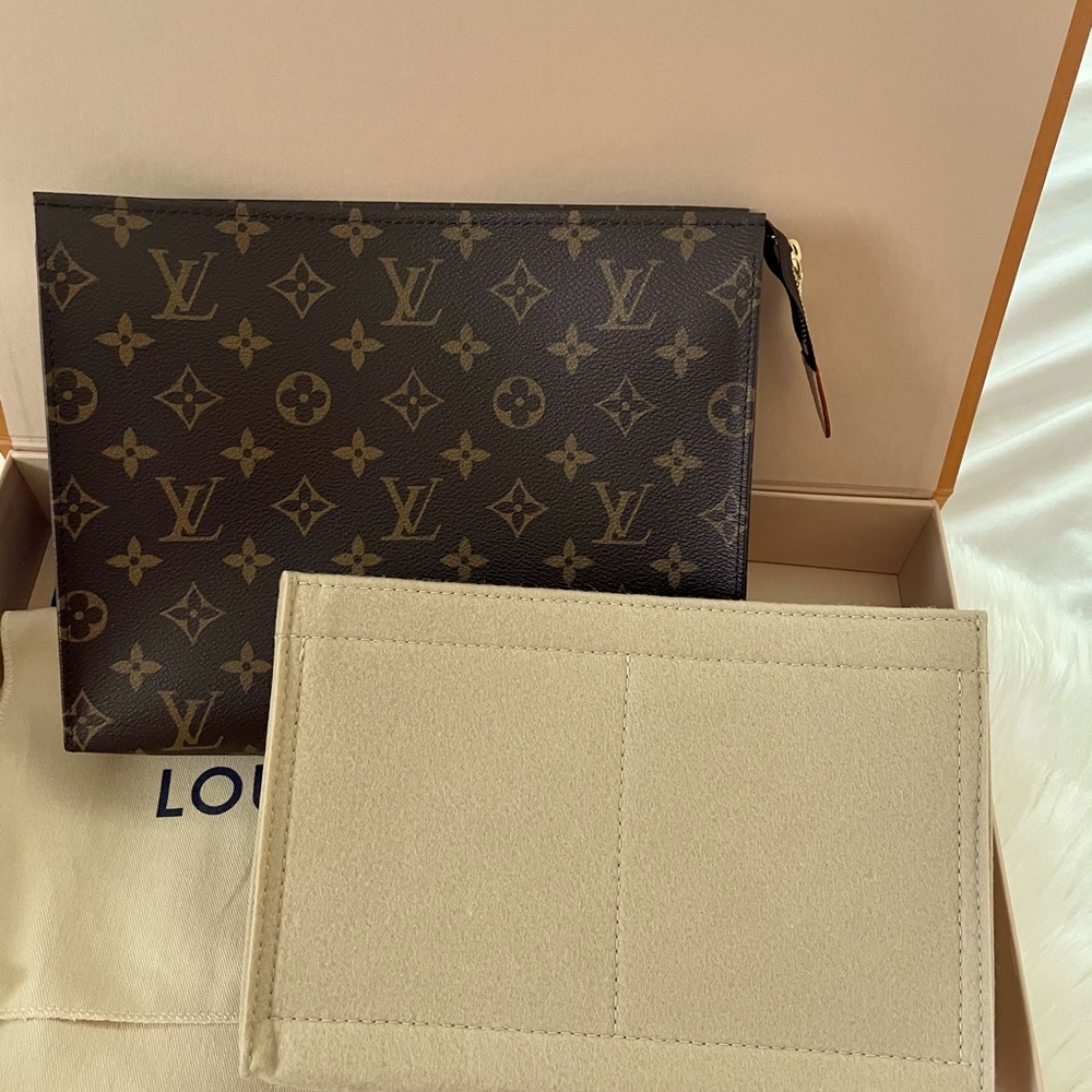 Sold - Picture 2 of 6